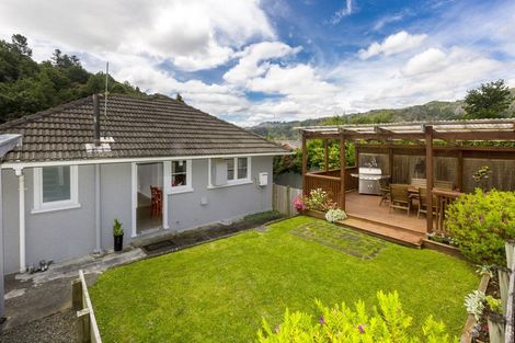 Photo of property in 77 Raukawa Street, Stokes Valley, Lower Hutt, 5019