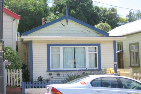 Photo of property in 36 Rolleston Street, Mount Cook, Wellington, 6021