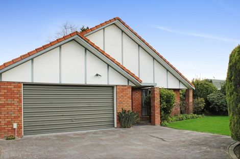 Photo of property in 29 Glenburn Place, Avonhead, Christchurch, 8042