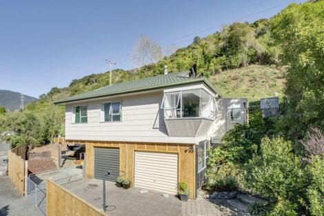 Photo of property in 12 Roseberry Way, The Brook, Nelson, 7010