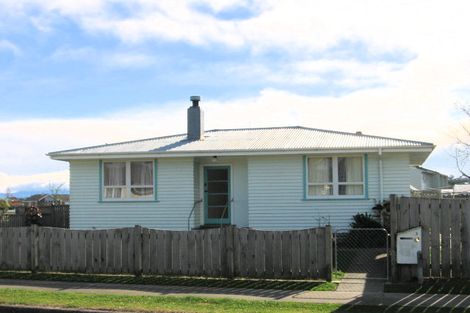 Photo of property in 3 Constable Crescent, Onekawa, Napier, 4110