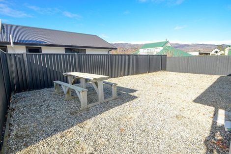 Photo of property in 20 Pisa Moorings Road, Mount Pisa, Cromwell, 9383