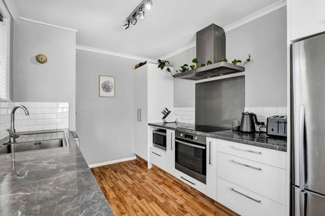 Photo of property in 55 Woodleigh Street, Frankleigh Park, New Plymouth, 4310