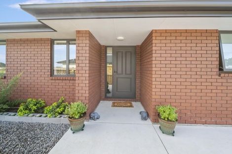 Photo of property in 48 Magnolia Drive, Westown, New Plymouth, 4310