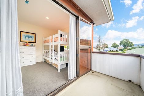 Photo of property in 5 California Drive, Totara Park, Upper Hutt, 5018