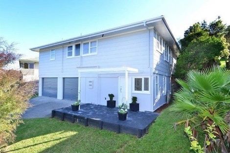 Photo of property in 17 Springtime Crescent, Stanmore Bay, Whangaparaoa, 0932