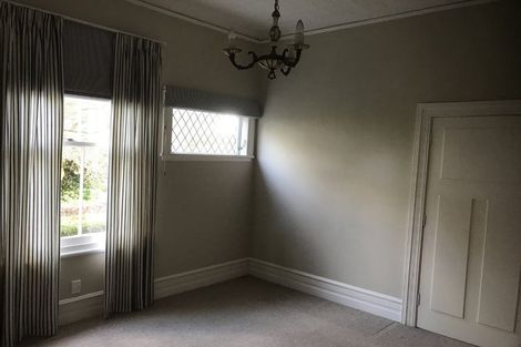 Photo of property in 26 Queen Street, Cambridge, 3434