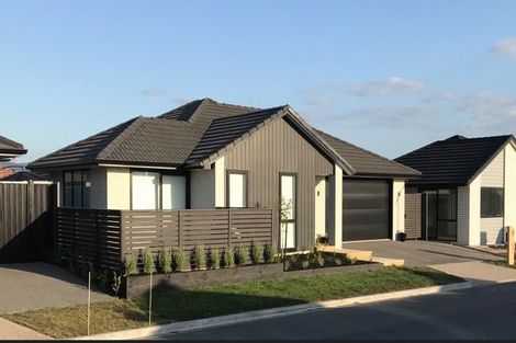 Photo of property in 5 Raynor Crescent, Pyes Pa, Tauranga, 3112