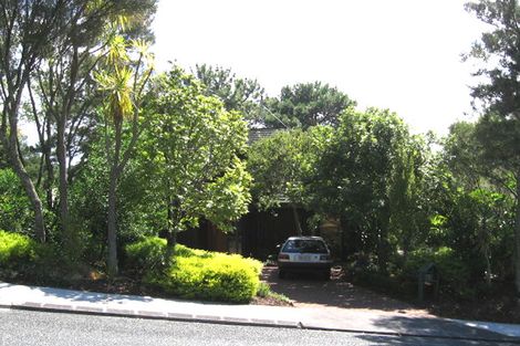 Photo of property in 3 Saddleback Rise, Murrays Bay, Auckland, 0630