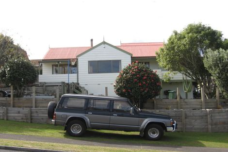 Photo of property in 6 Flinders Place, Welcome Bay, Tauranga, 3112