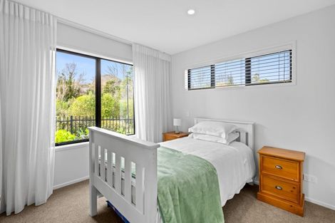 Photo of property in 14 Odlin Lane, Red Beach, 0932