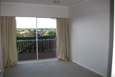 Photo of property in 17 Rakino Avenue, Manly, Whangaparaoa, 0930