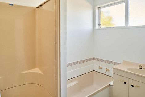 Photo of property in 11 Lauderdale Road, Papakowhai, Porirua, 5024