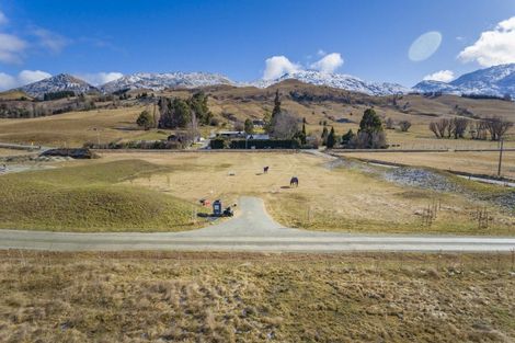 Photo of property in 12 Fitzpatrick Road, Dalefield, Queenstown, 9371