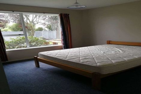 Photo of property in 22 Mckellar Place, Hornby, Christchurch, 8042