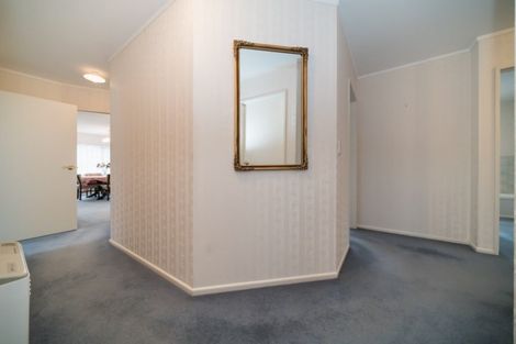 Photo of property in 6 Mckenzie Court, Terrace End, Palmerston North, 4410