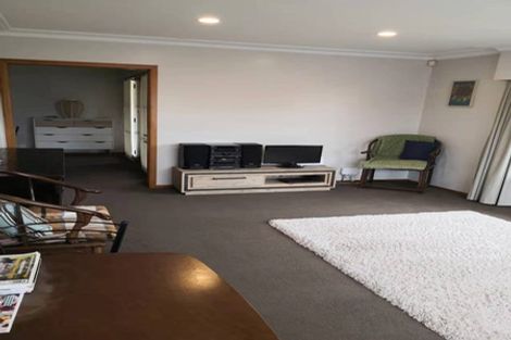 Photo of property in 6 Garden Terrace, Pukekohe, 2120