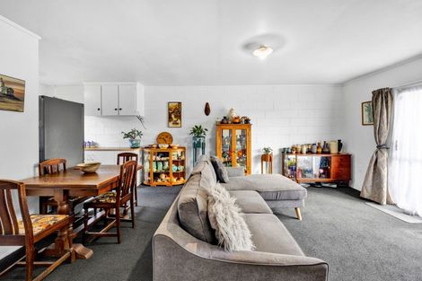 Photo of property in 10 Aubrey Street, New Plymouth, 4310