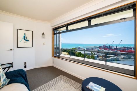 Photo of property in 20b Seapoint Road, Bluff Hill, Napier, 4110