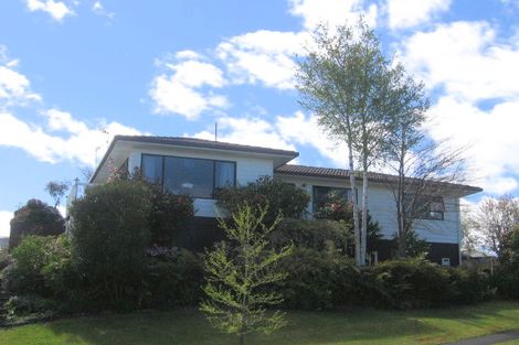 Photo of property in 18 Gladstone Grove, Richmond Heights, Taupo, 3330