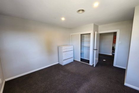 Photo of property in 115 Wainoni Road, Avondale, Christchurch, 8061