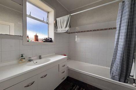 Photo of property in 156 Peverel Street, Riccarton, Christchurch, 8041