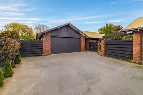 Photo of property in 28b Hamilton Avenue, Ilam, Christchurch, 8041