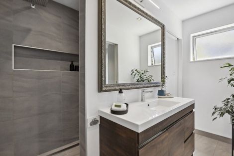 Photo of property in 63 Cliffs Road, Saint Clair, Dunedin, 9012