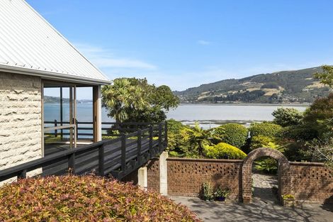 Photo of property in 16 Bayne Terrace, Macandrew Bay, Dunedin, 9014