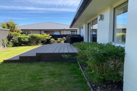 Photo of property in 2/32a Gleneagles Terrace, Ilam, Christchurch, 8053