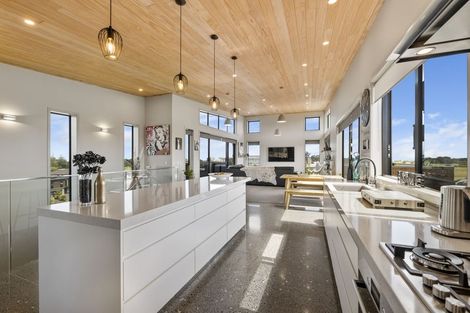 Photo of property in 16a Links Drive, Waiwhakaiho, New Plymouth, 4312