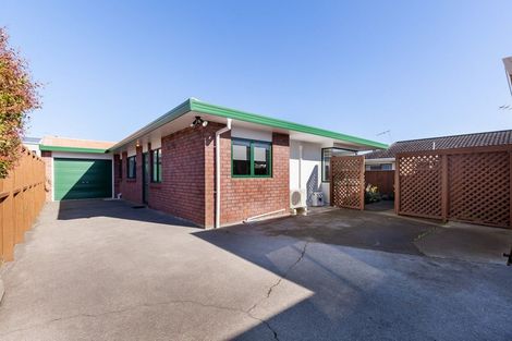 Photo of property in 4a Vogel Street, Fitzroy, New Plymouth, 4312