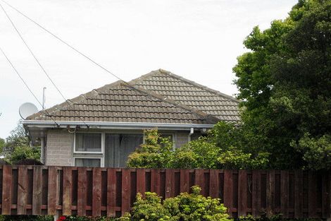 Photo of property in 42 Daniels Road, Redwood, Christchurch, 8051