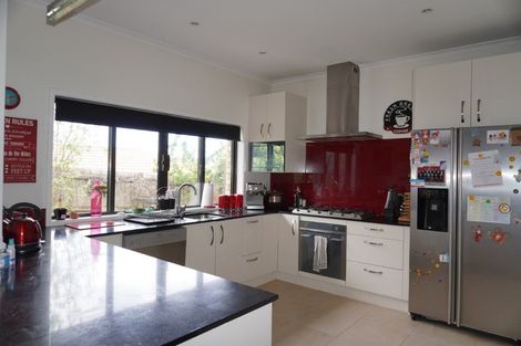 Photo of property in 20 Eastwood Rise, Browns Bay, Auckland, 0630
