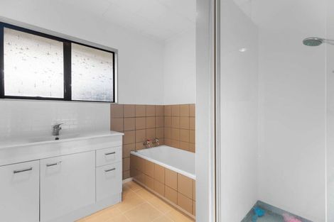 Photo of property in 1 Bullmore Place, Pukehangi, Rotorua, 3015