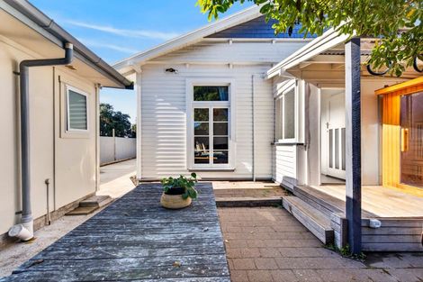 Photo of property in 6 Outram Street, Ahuriri, Napier, 4110