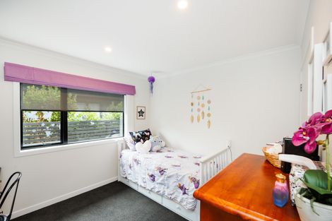 Photo of property in 24b Roberts Line, Kelvin Grove, Palmerston North, 4414