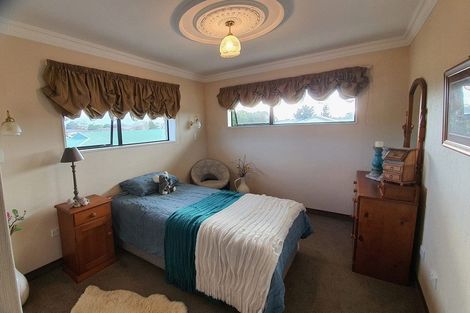 Photo of property in 39 Cordelia Street, Stratford, 4332