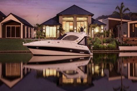 Photo of property in 13 Awatea Drive, Whitianga, 3510