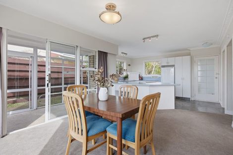 Photo of property in 34 Truby King Street, Merrilands, New Plymouth, 4312