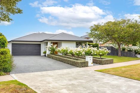 Photo of property in 4 Richard Seddon Drive, Northwood, Christchurch, 8051
