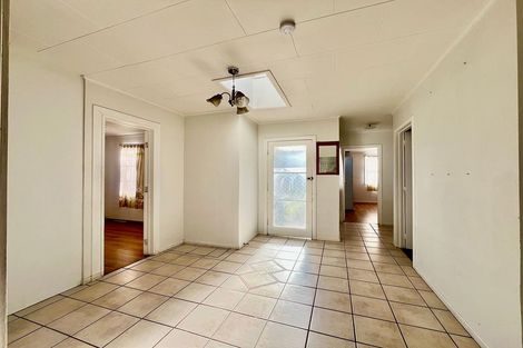 Photo of property in 16 Chelsea Avenue, Otahuhu, Auckland, 1062