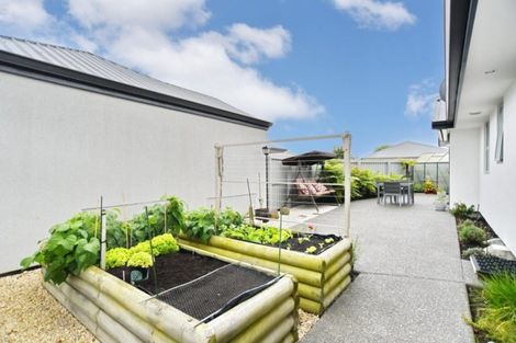 Photo of property in 1/28 Kirsten Place, Parklands, Christchurch, 8083