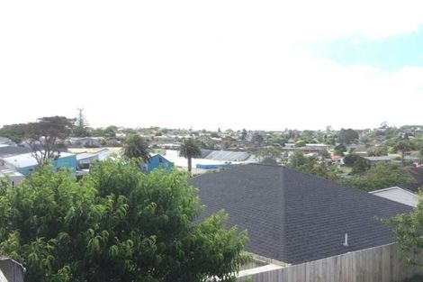 Photo of property in 65a Rodney Street, Howick, Auckland, 2014