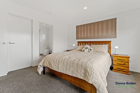 Photo of property in 3 Parsot Place, Pukekohe, 2120