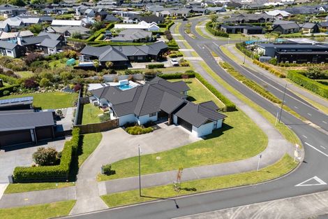 Photo of property in 2 Moemoea Place, Cambridge, 3434