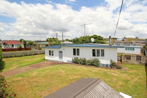 Photo of property in 1 Regina Street, Pokeno, 2402