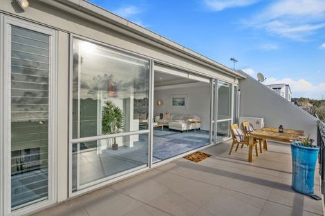 Photo of property in 9/49 Browns Road, Browns Bay, Auckland, 0630