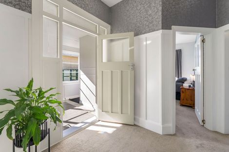 Photo of property in 35 Cleveland Street, Edgeware, Christchurch, 8013