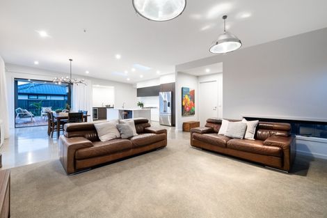 Photo of property in 99 The Boulevard, Papamoa Beach, Papamoa, 3118